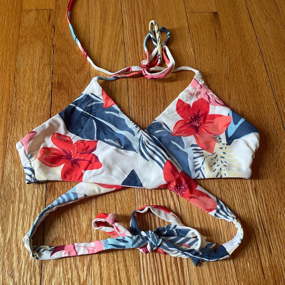 Hollister Cross-Wrap Bikini Top